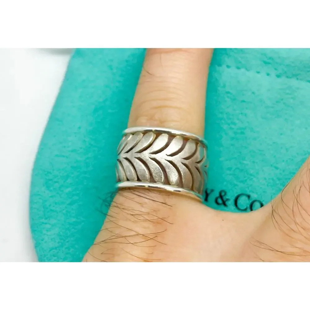 Tiffany & Co. Paloma Picasso Villa Palm Leaf Wide Silver Ring Band Size 4.75